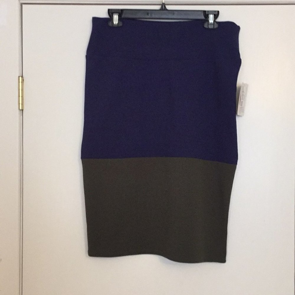 L LuLaRoe Cassie Skirt A05 1712